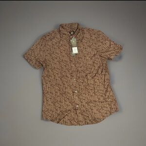 Lee Men’s Brown Leaf Print Short Sleeve Button Down Shirt NWT Sz S